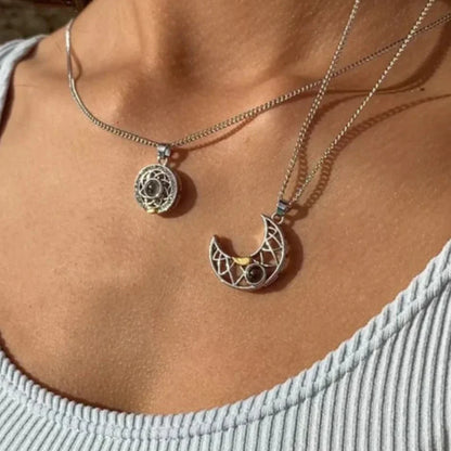 COLLAR SOL Y LUNA "EL AMULETO DEL OLIMPO"